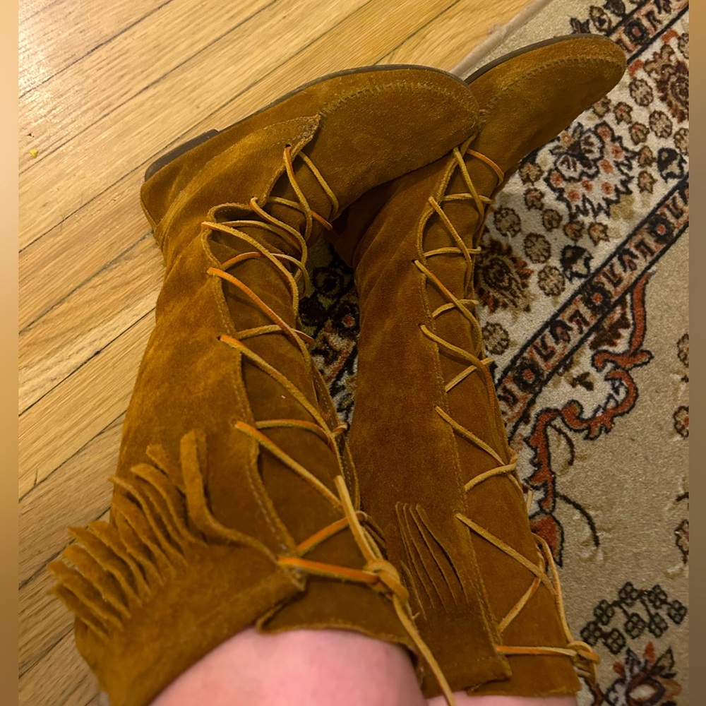 Vintage lace up boots 🫶